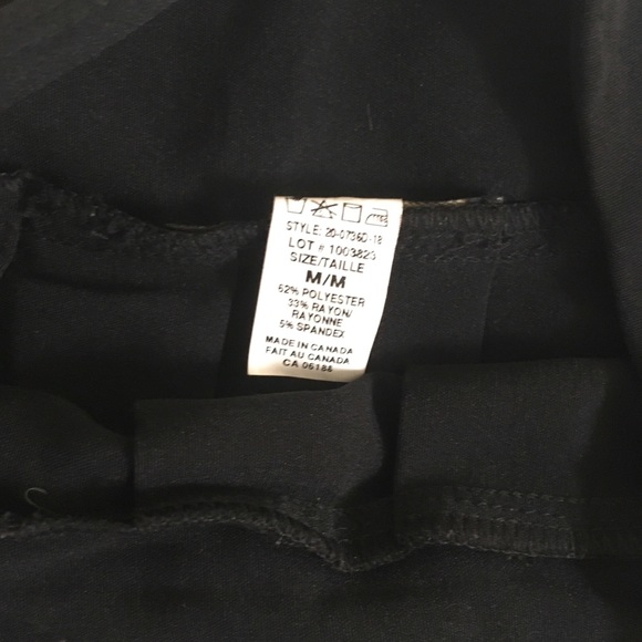 Black skirt - Picture 3 of 3